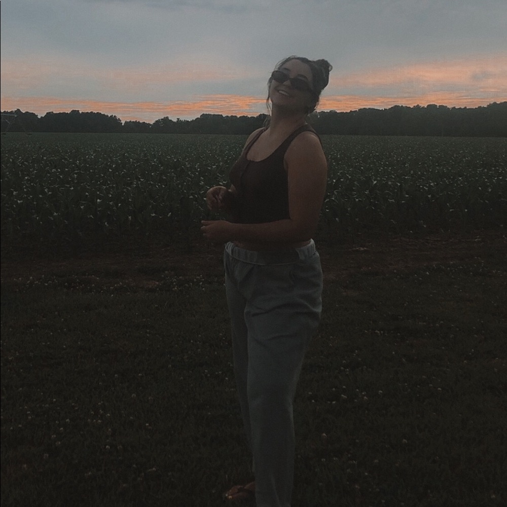 Meet your Posher, Gabriella